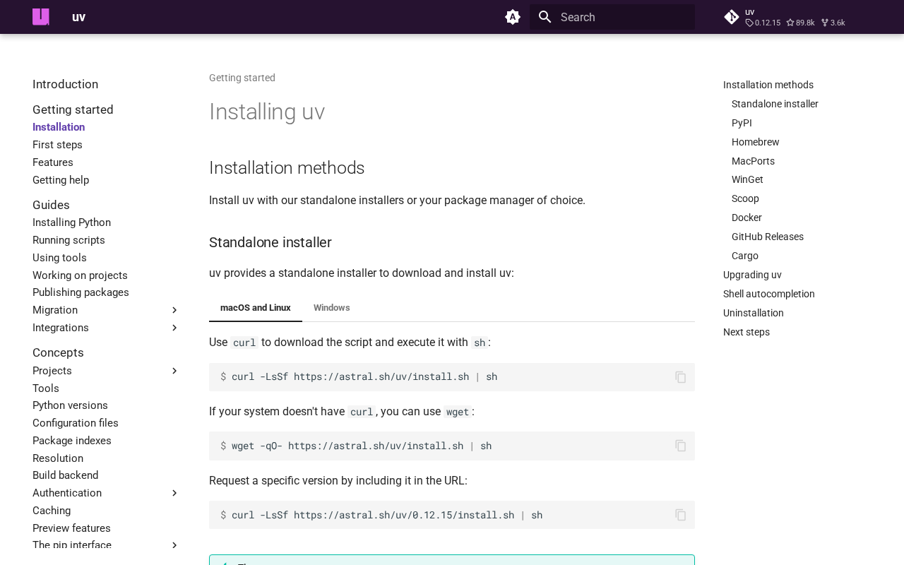Pagina di installazione nella documentazione di uv, con il comando curl per macOS e Linux e la scheda Windows